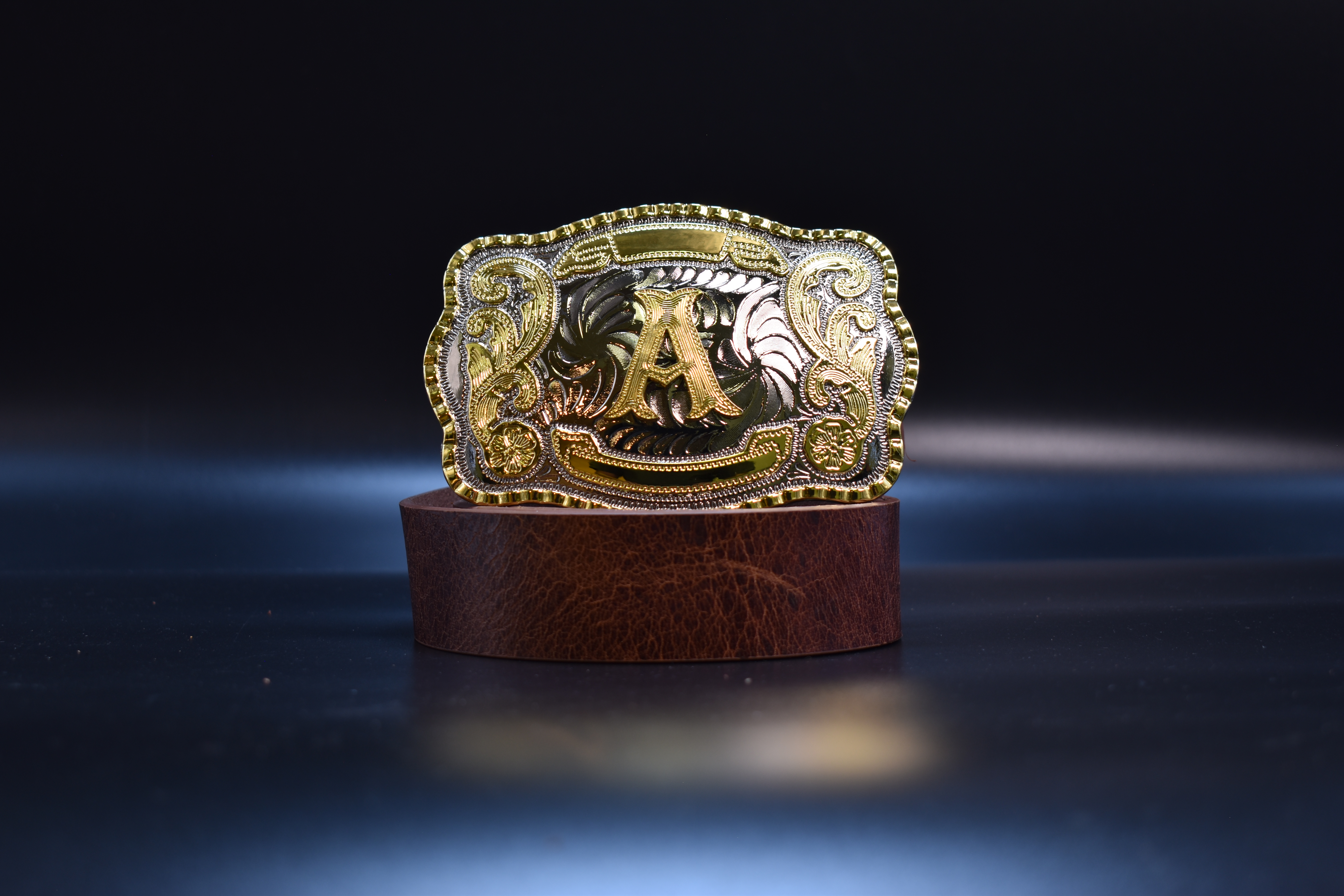 Adult Unisex Initial Buckle XL