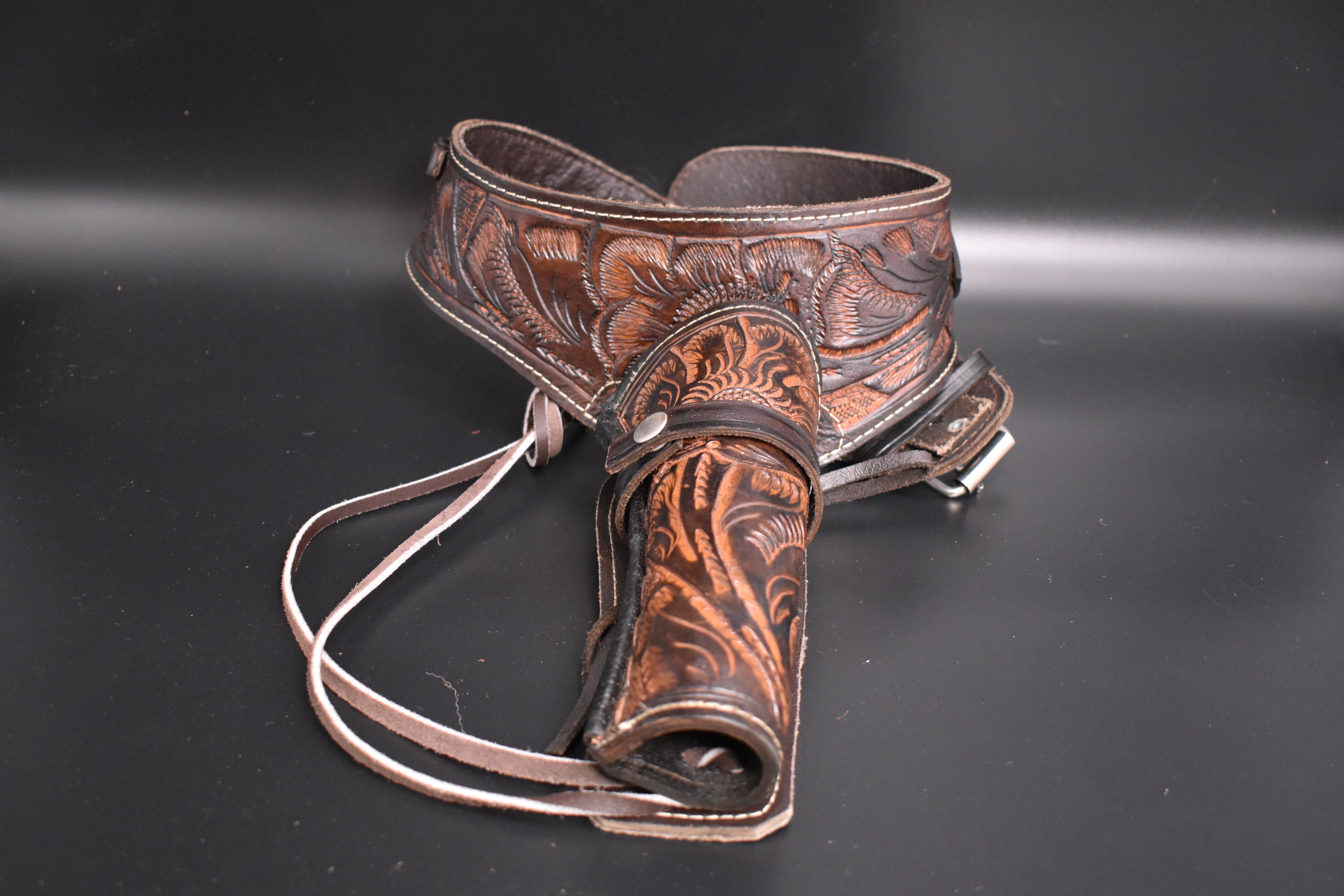 Western Holster (Western Gun Belt and Holster)