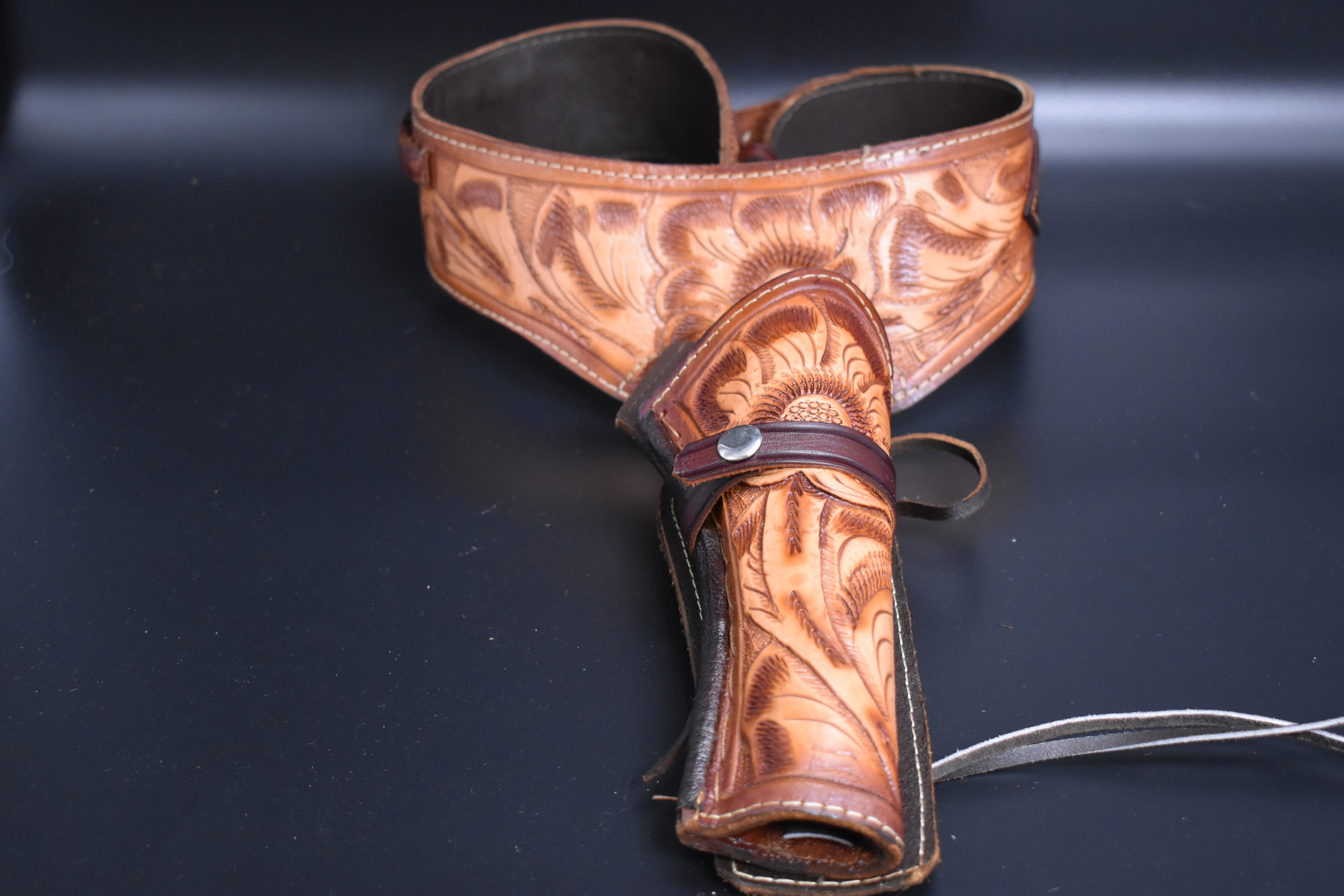Western Holster (Western Gun Belt and Holster)