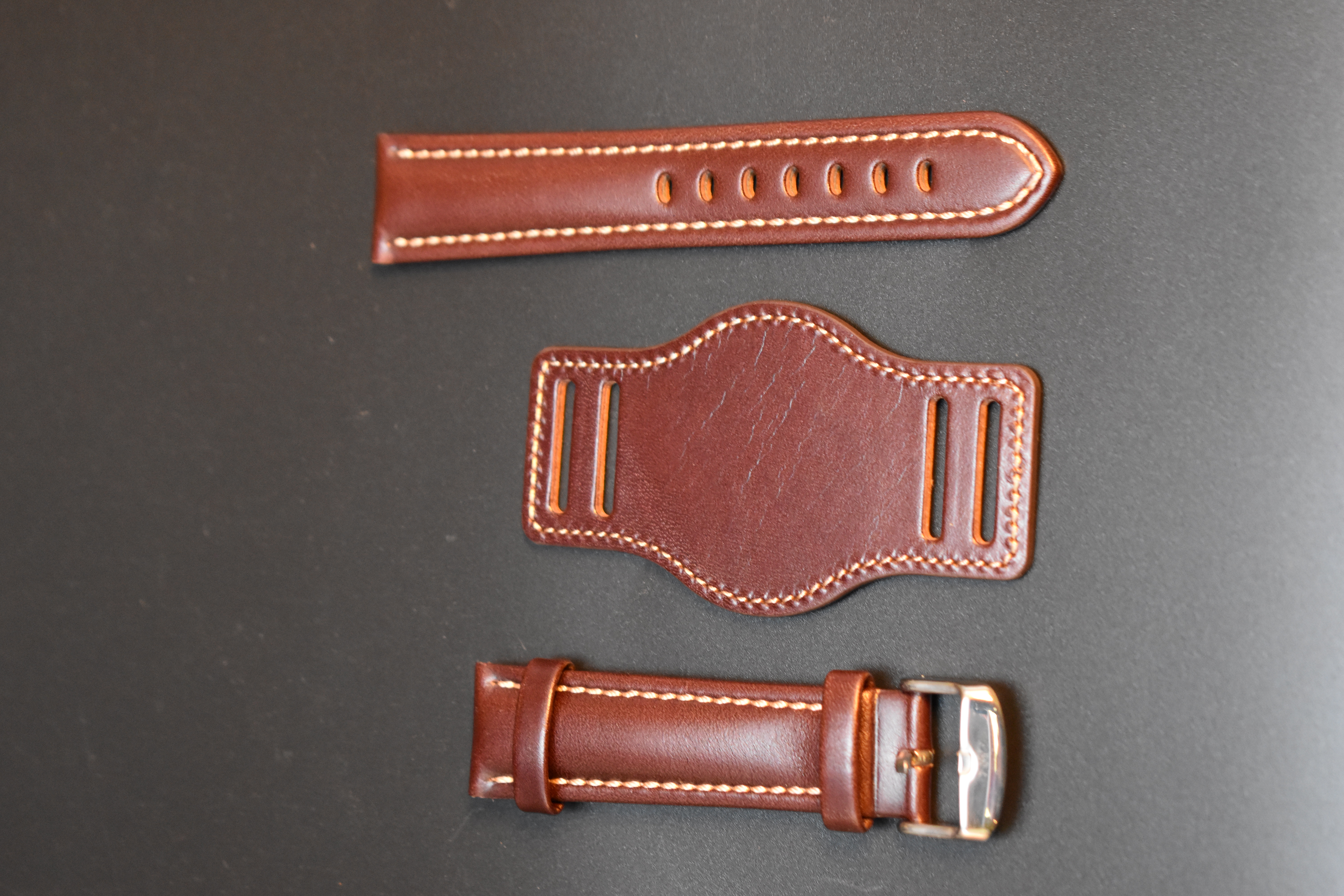 Hand-Stitched Classic Leather Watch Band